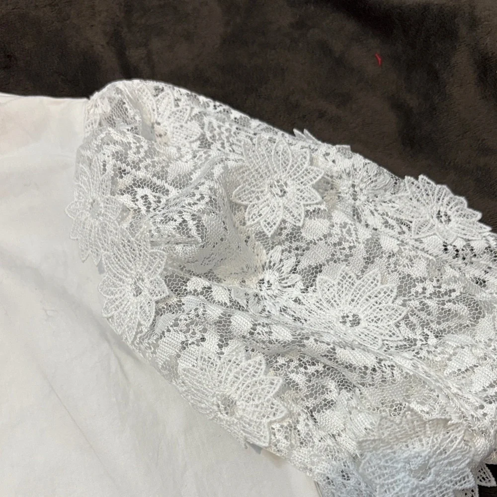 Zara White Lace Sleeve Blouse